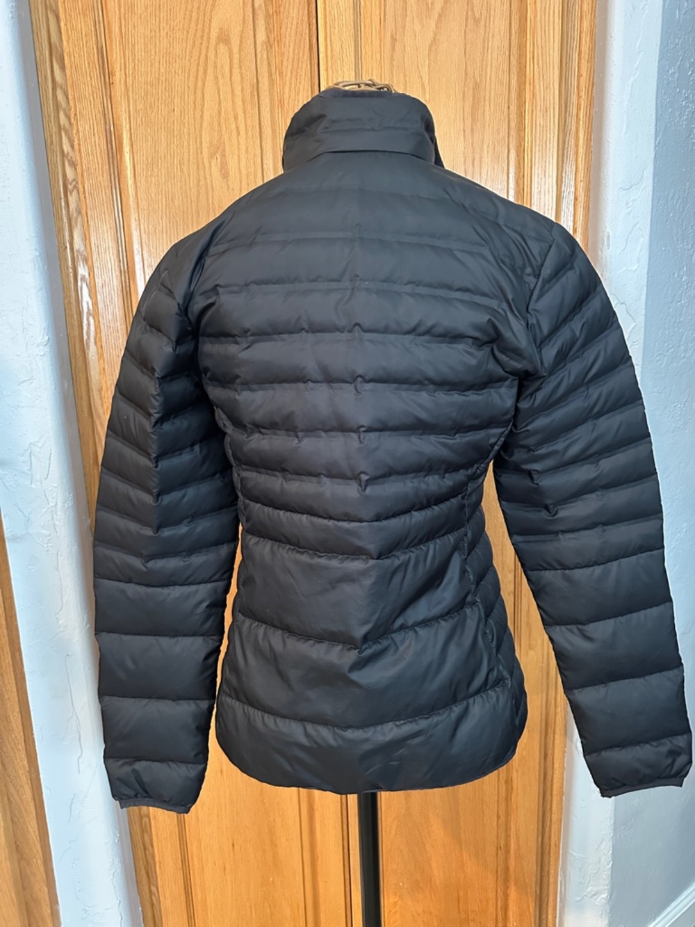 Columbia Womens Black Quilted Packable Puffer Jacket. Size Small. Zip Front - Picture 2 of 9